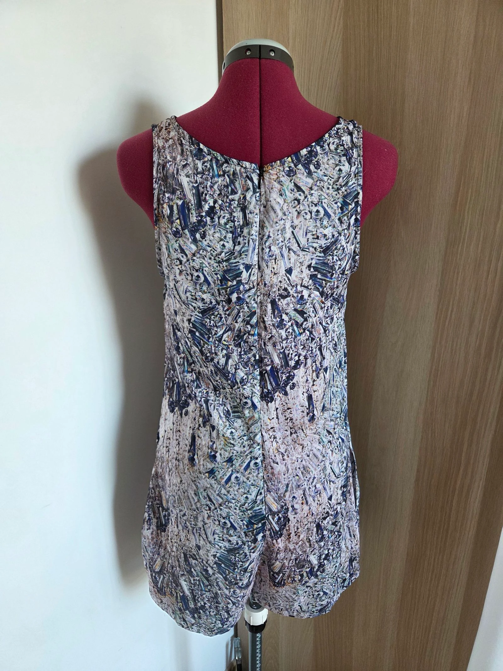 Macacão curto básico Zara tamanho M com estampa de diamante e cristais – photo 3